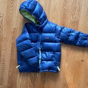 Patagonia puffer jacket in blue and green